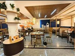 观山湖翠柳路280平精装修餐饮店转让